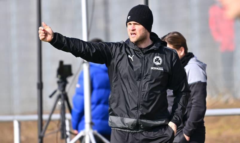 u17-unterliegt-zum-auftakt