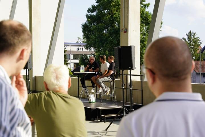 saison-ausblick-und-trikotpraesentation
