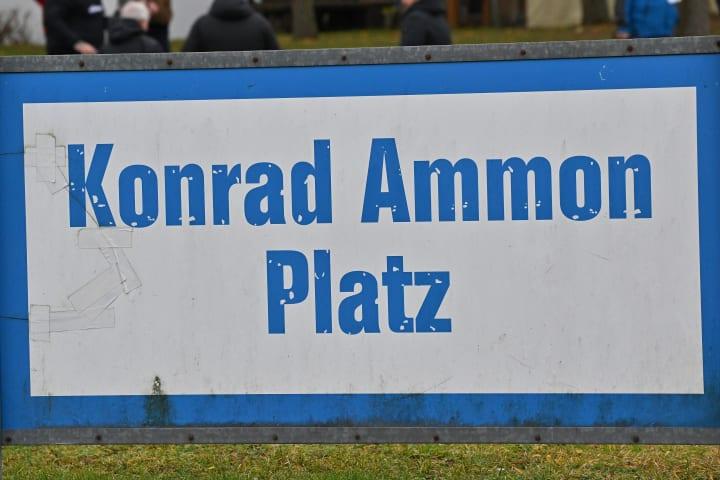 mit-zuschauern-in-burgfarrnbach
